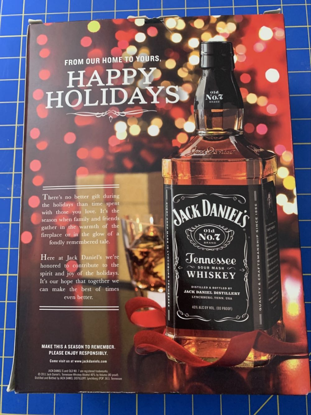 Jack Daniel’s Gift Set - Jack Daniel Distillery (750 mL) alcohol collectible [Barcode 082184082201] - Main Image 2