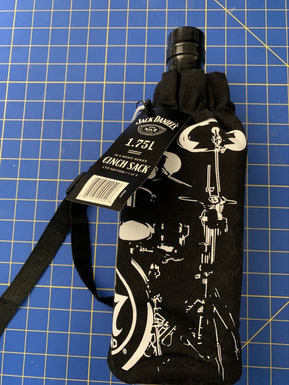 Jack Daniel’s 1.75 Gold Medal Set - Jack Daniel Distillery (1.75 L) alcohol collectible [Barcode 082184090428] - Main Image 2