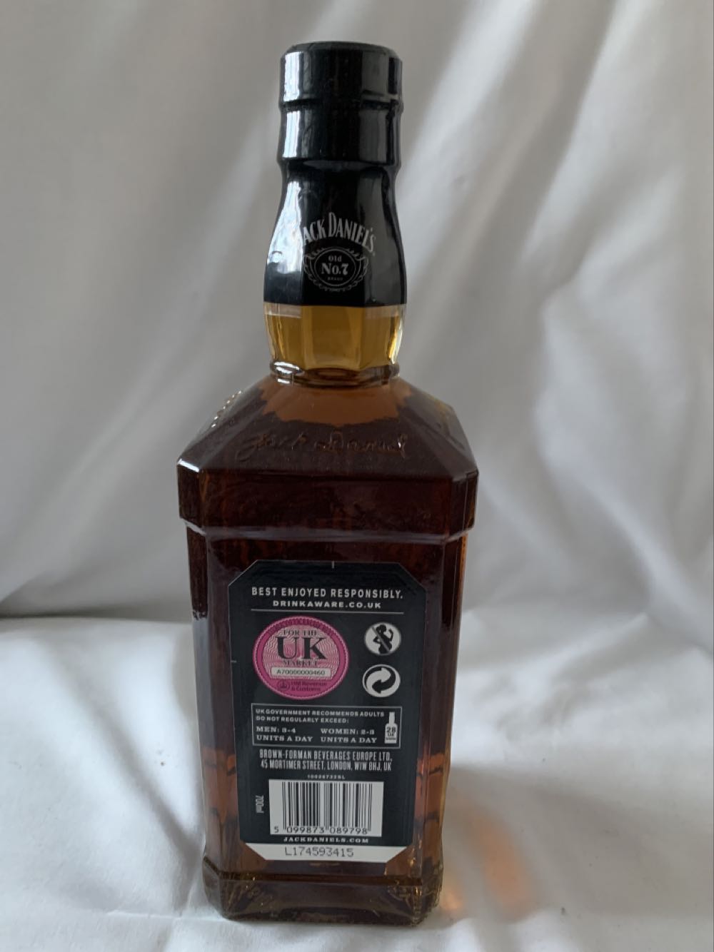 Xxxx - Box Set - Tin only  - Jack Daniel’s (1.75 L) alcohol collectible [Barcode 5099873089798] - Main Image 2