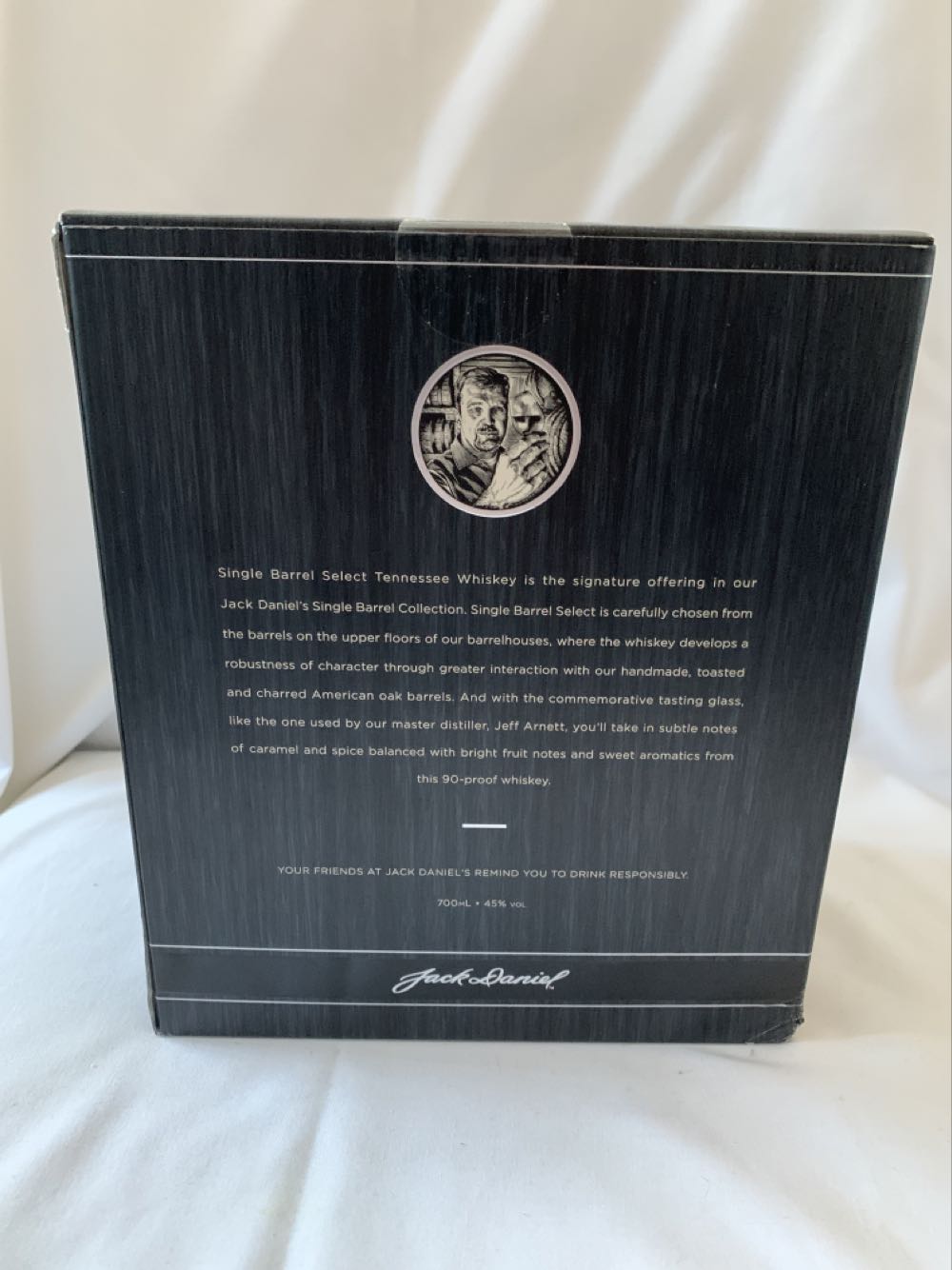 Single Barrel Select - Generation 5  (700 mL) alcohol collectible [Barcode 5099873210666] - Main Image 2