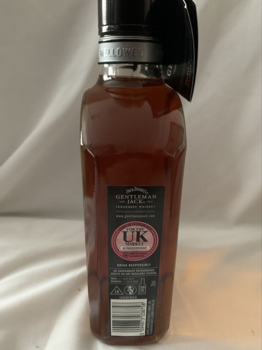 Gentleman Jack - Generation 5 - Jack Daniel’s (700 mL) alcohol collectible [Barcode 5099873038758] - Main Image 2