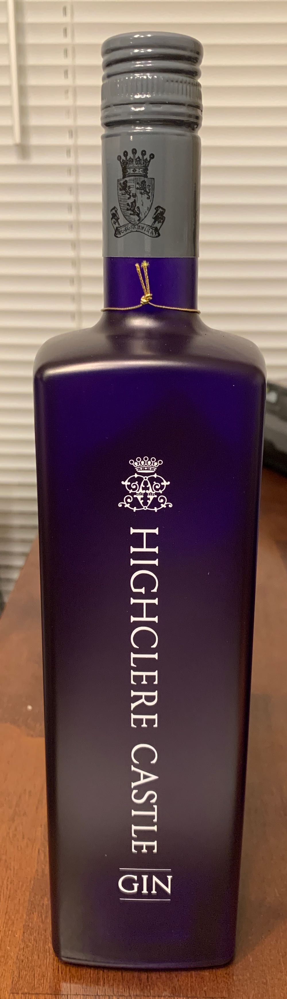 Highclere Castle Gin 750ml Wine & Spirits - Highclere Castle Spirits Llc (750 mL) alcohol collectible [Barcode 653437575643] - Main Image 3
