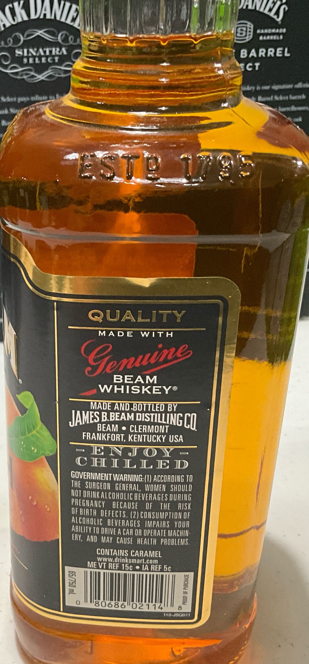 Jim Beam Peach Bourbon Whiskey - Jim B.Beam Distilling Co. (750 mL) alcohol collectible [Barcode 080686021148] - Main Image 2