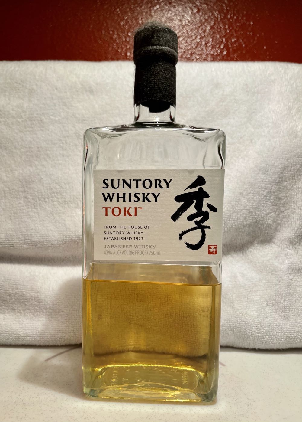 Xellent Swiss Vodka - Bottle Display