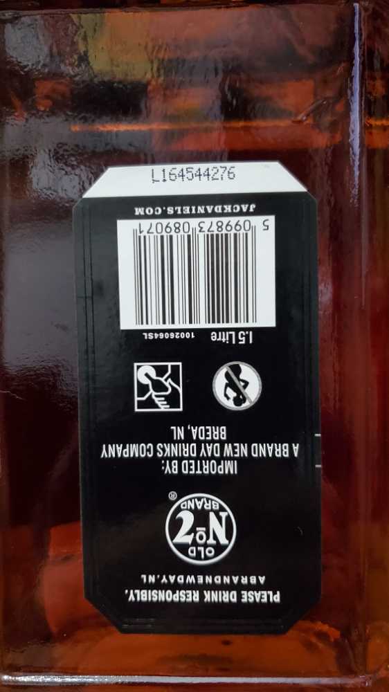 Upside Down Label - Jack Daniel‘s Distillery (1.5 L) alcohol collectible - Main Image 4