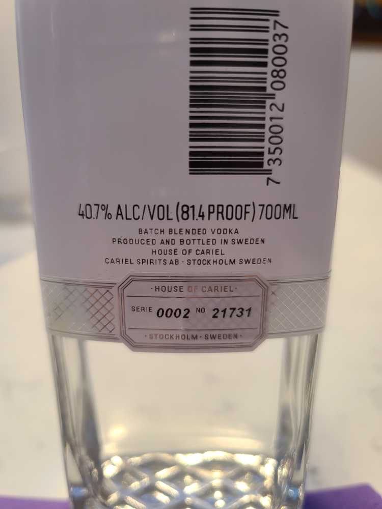 CARIEL  alcohol collectible [Barcode 7350012080037] - Main Image 2