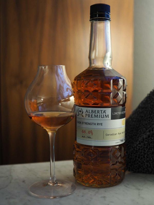 Alberta Premium Cask Strength Rye - Alberta Distillers Limited (750 mL) alcohol collectible [Barcode 080686820420] - Main Image 3