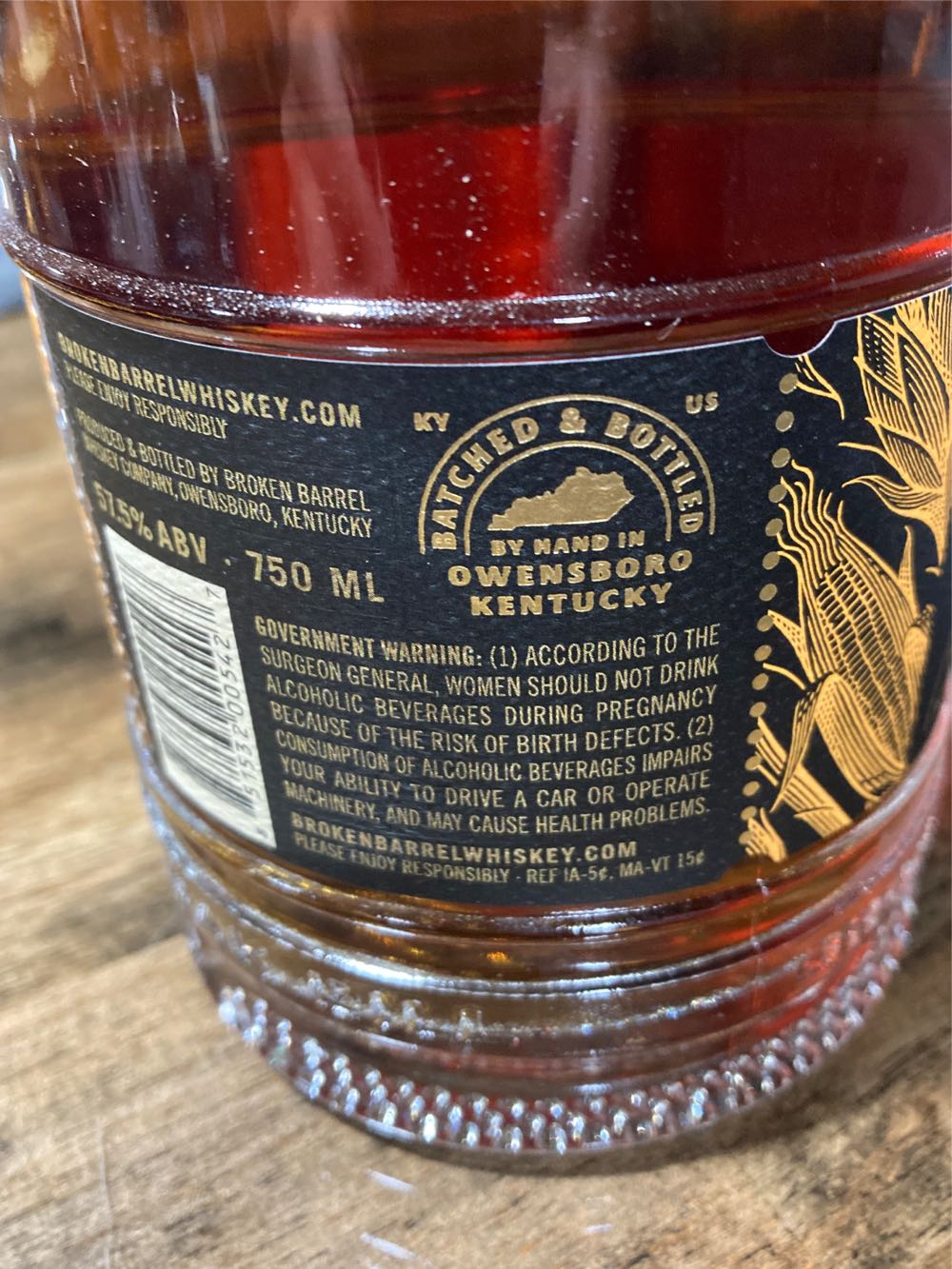 Broken Barrel Cask Strength - Broken Barrel (750 mL) alcohol collectible [Barcode 851532005427] - Main Image 3