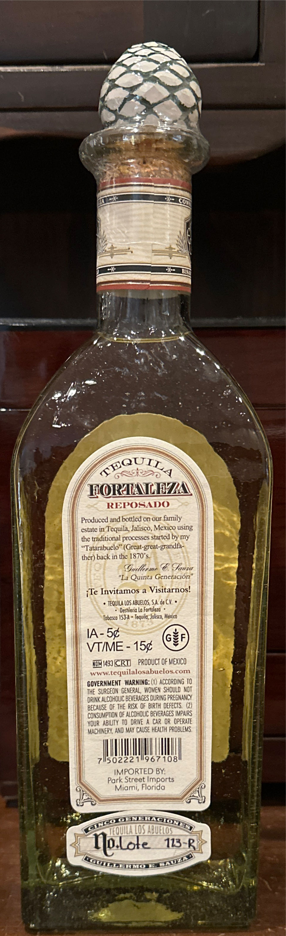 Fortaleza Reposado - Tequila Los Abuelos, S.A. de C.V. (750 mL) alcohol collectible [Barcode 7502221967108] - Main Image 2
