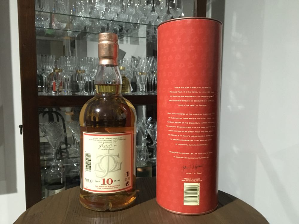 Glenfarclas 10 - Glenfarclas Distillery (700 mL) alcohol collectible [Barcode 5018066104018] - Main Image 3