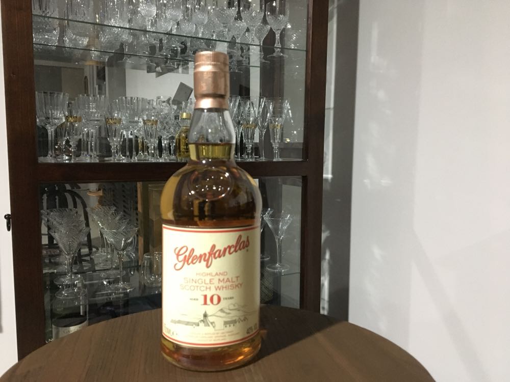 Glenfarclas 10 - Glenfarclas Distillery (700 mL) alcohol collectible [Barcode 5018066104018] - Main Image 4