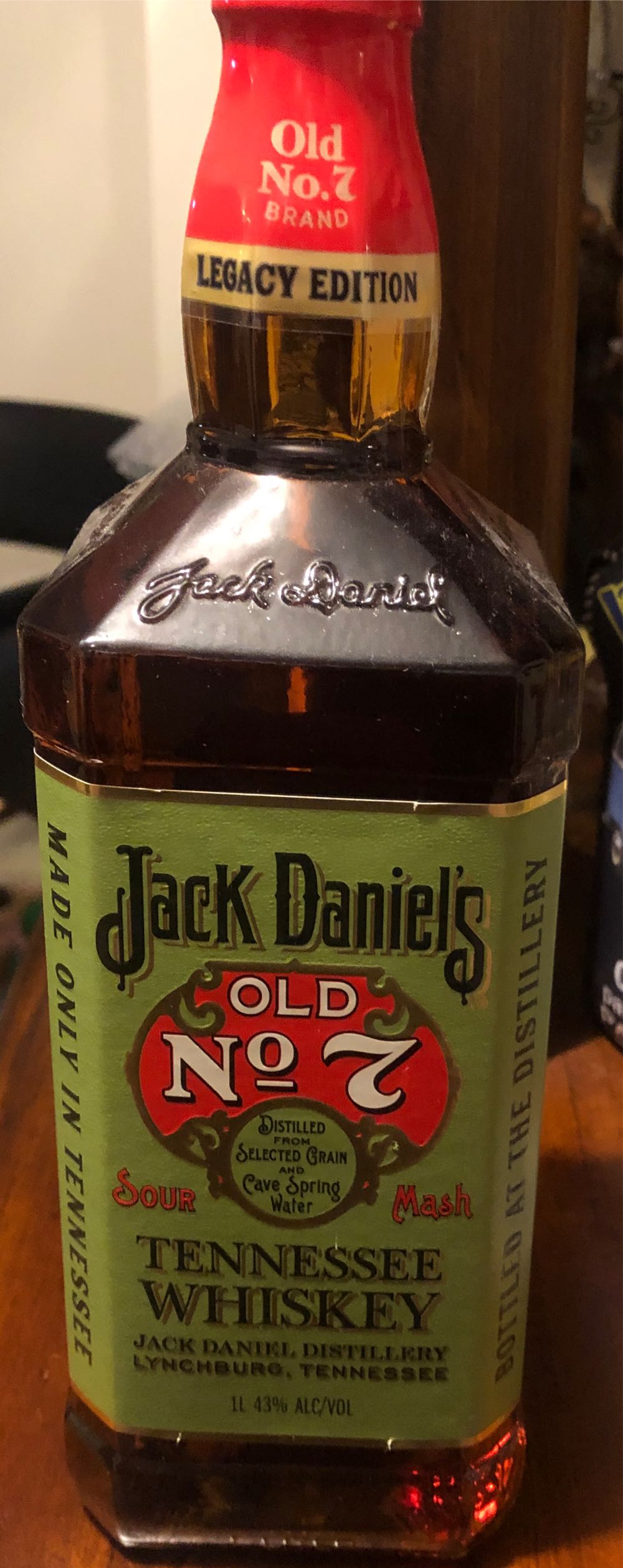 Legacy Edition 1 1ltr - Jack Daniels Distillery (1 L) alcohol collectible [Barcode 5099873012932] - Main Image 2