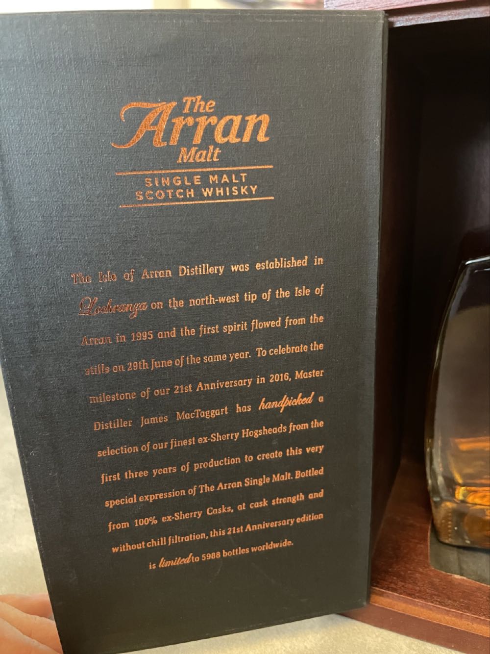 Arran 21st Anniversary Limited Edition Whisky 70cl  (700 mL) alcohol collectible [Barcode 5060044483196] - Main Image 3