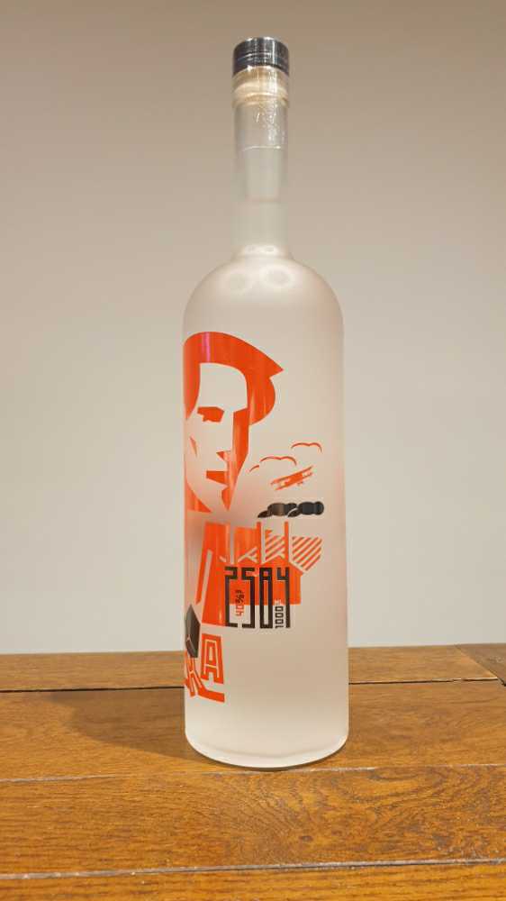 2584 Vodka 1000ml 40% German - Ashford Sawubona Group GMBH (1000 mL) alcohol collectible [Barcode 4260339451423] - Main Image 2