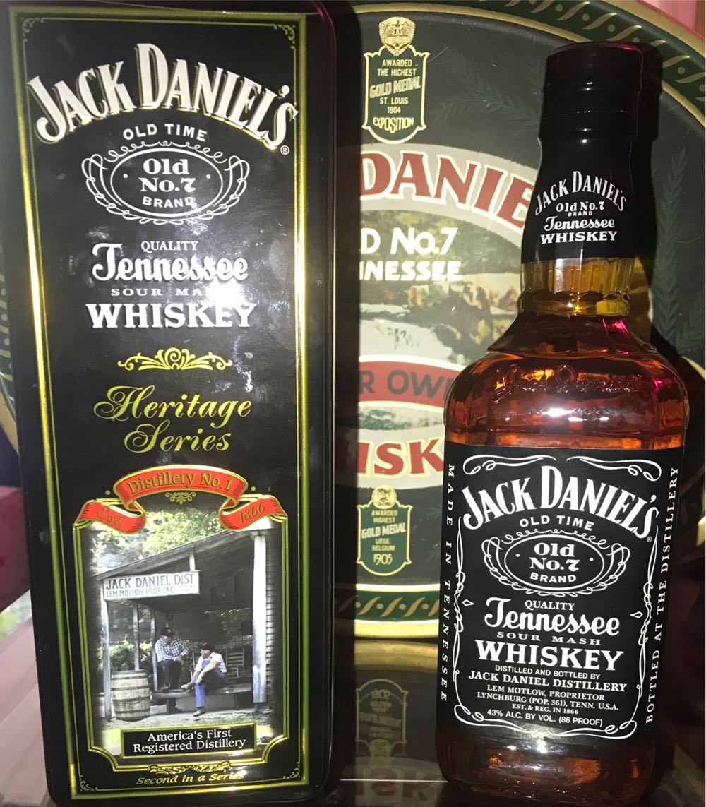 Jack Daniel’s Old No.7 150th Birthday In Box - Jack Daniel‘s Distillery (750 mL) alcohol collectible [Barcode 082184090466] - Main Image 2