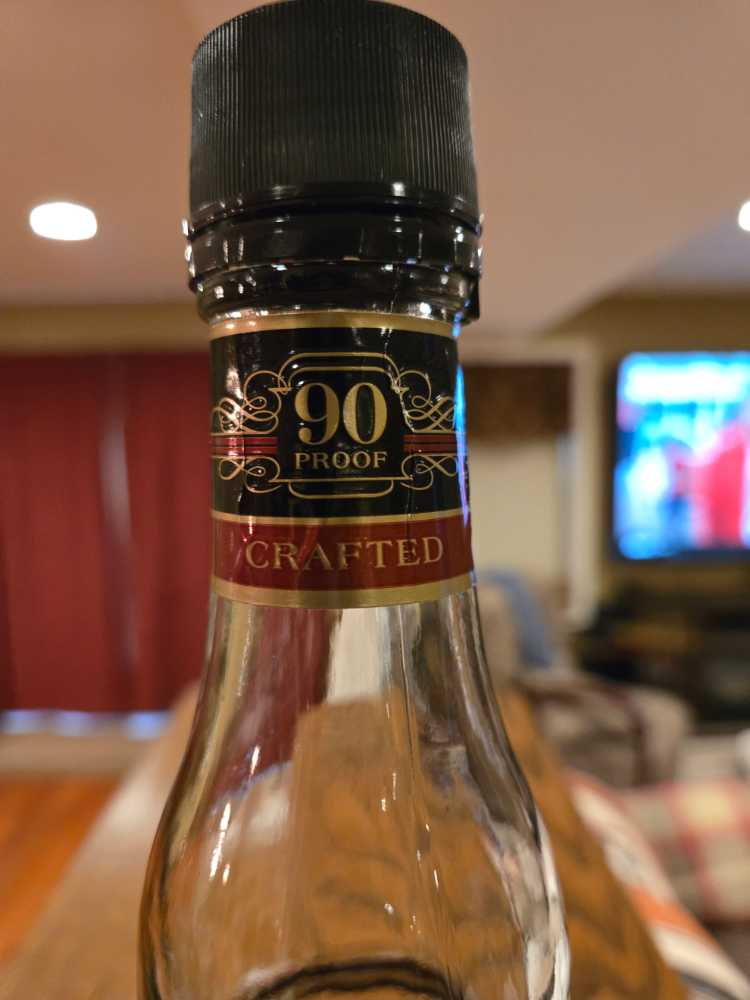 Very Old Barton 90 Proof - Barton Distilling Co. (1.75 mL) alcohol collectible [Barcode 080660214511] - Main Image 2