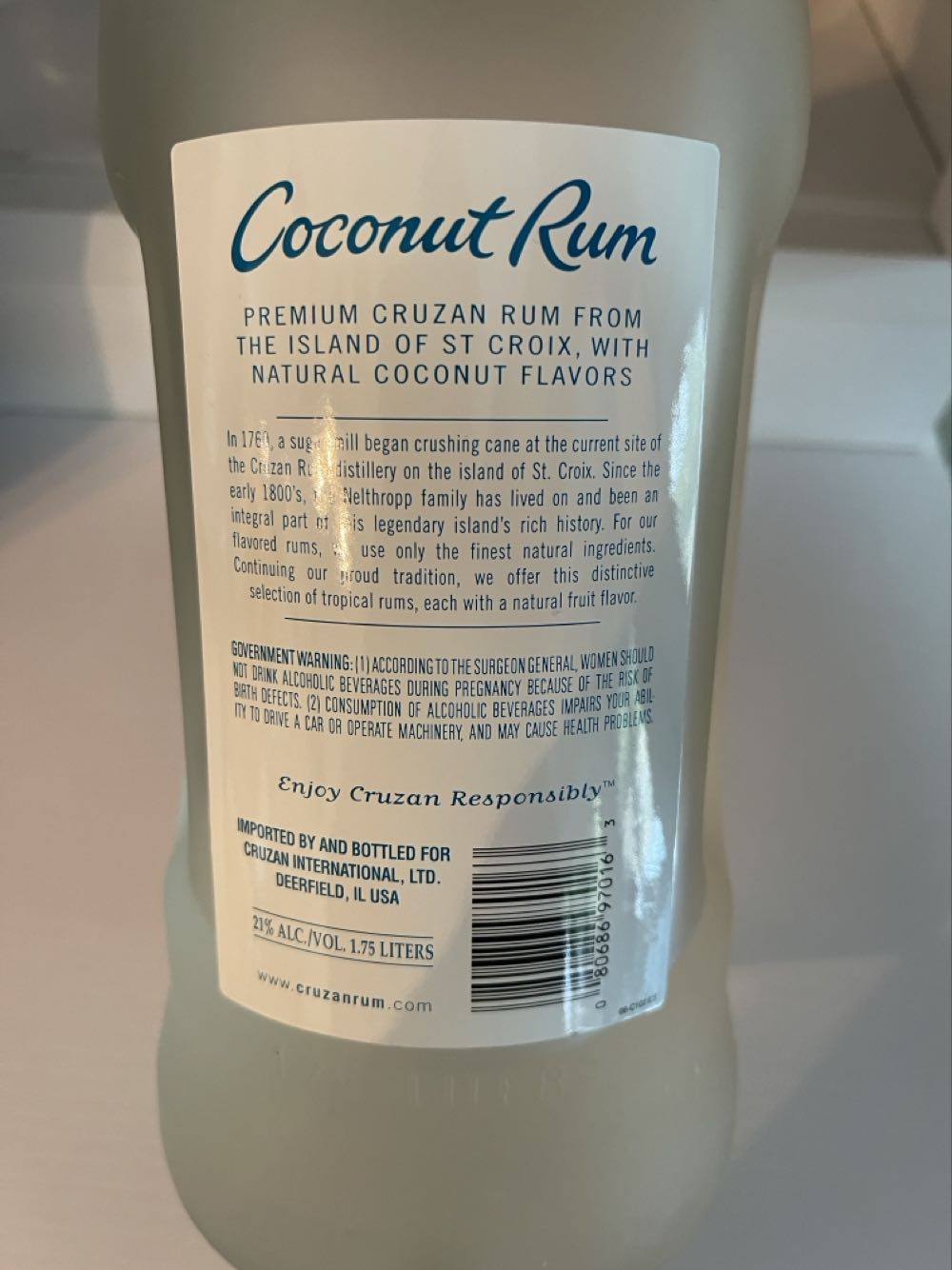 Rum, Coconut - Cruzan International Ltd. (1.75 L) alcohol collectible [Barcode 080686970163] - Main Image 2