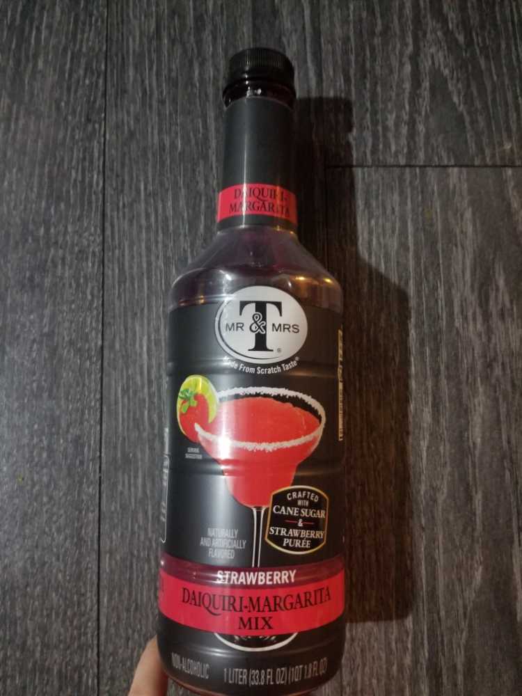 Happy Holidays Christmas Tree 2021