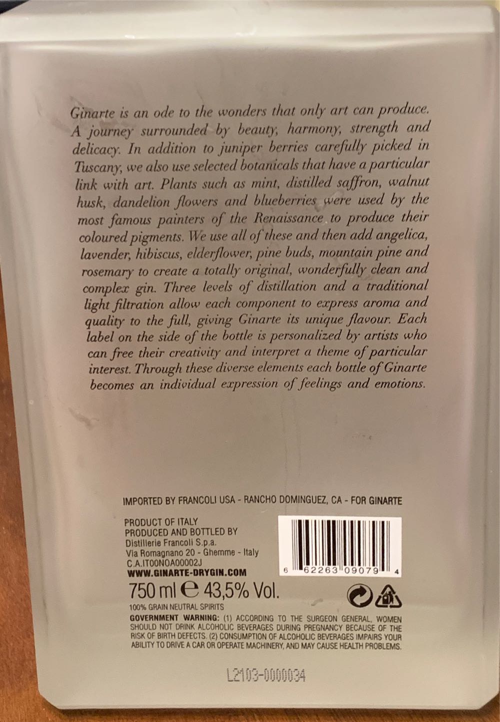 GINART - Distillerie Francoli S.p.a. Via Romabnano (750 mL) alcohol collectible [Barcode 662263000007] - Main Image 4