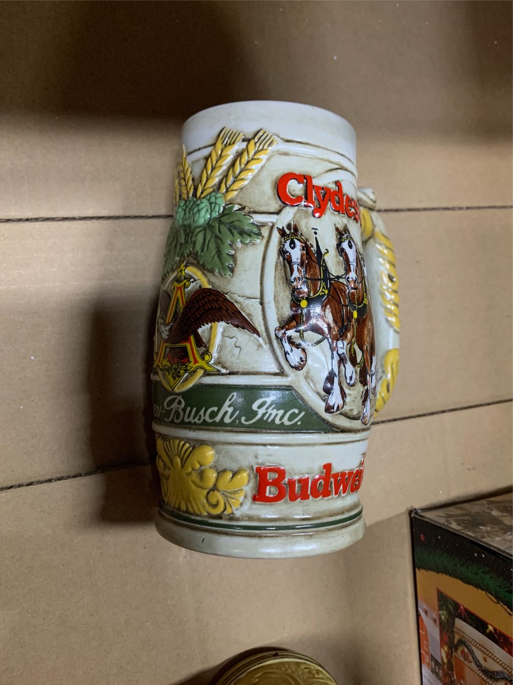 Budweiser Clydesdales Amheuser Busch Inc  alcohol collectible - Main Image 2