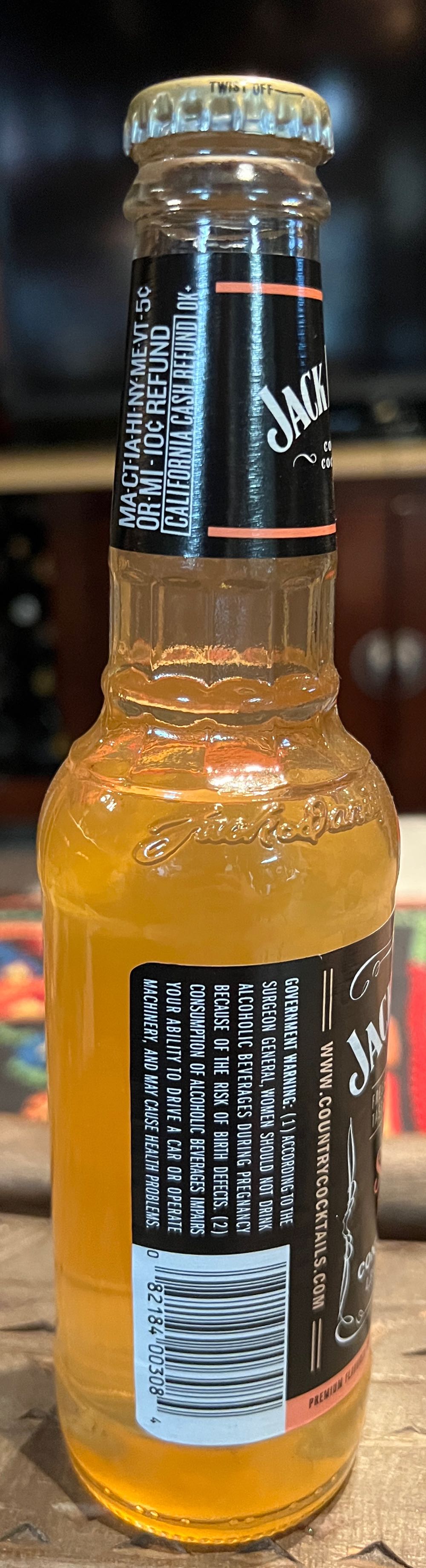 Southern Peach - Jack Daniel’s Beverage Co. (10 FL OZ) alcohol collectible [Barcode 082184003084] - Main Image 2