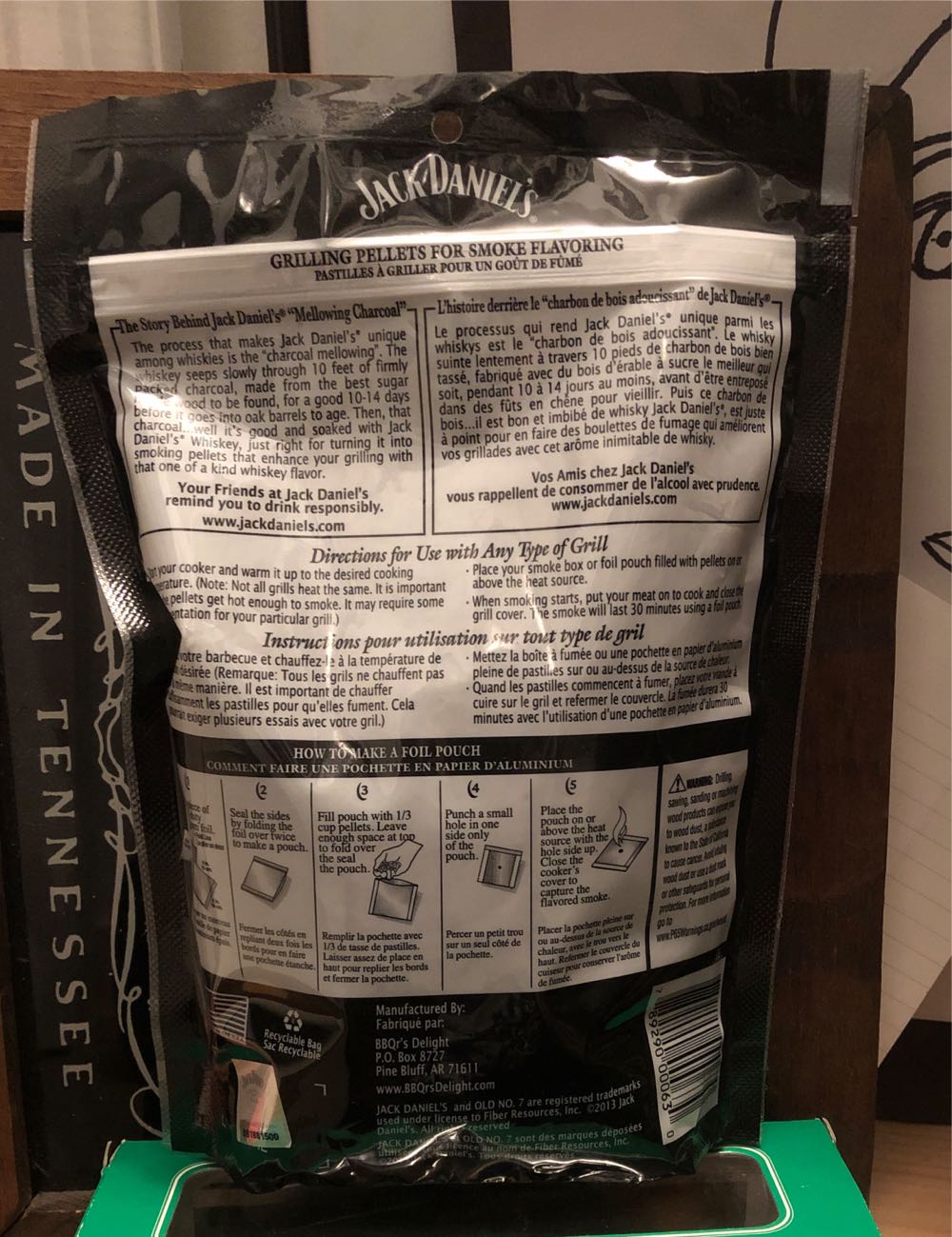 BBQ : Jack Daniels Wood Pellets 1lb Bag  alcohol collectible [Barcode 789290000630] - Main Image 2