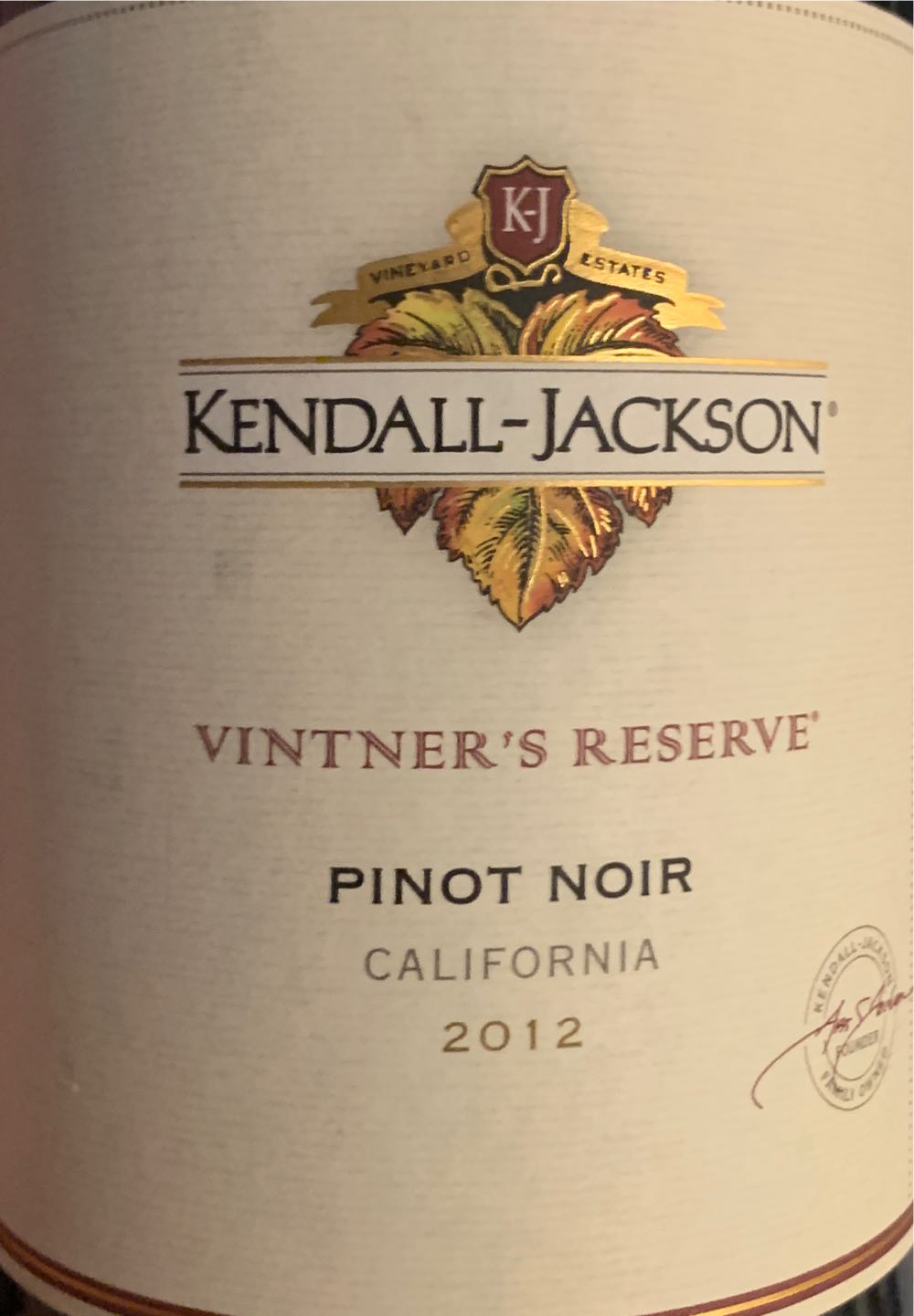 LAGAVULIN 8y Islay Single Malt Scotch Whisky