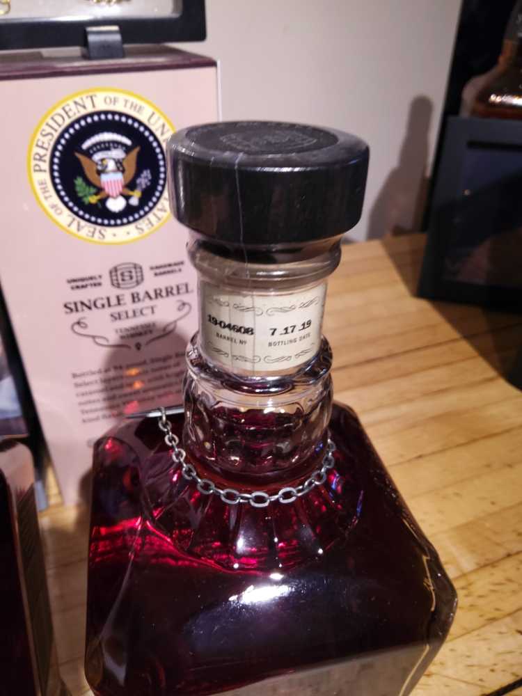 Sunshine State Squire Ass. Single  Barrel Rye Pres. Trump Supporters 7-17-19 - Jack Daniel‘s Distillery (750 mL) alcohol collectible - Main Image 4