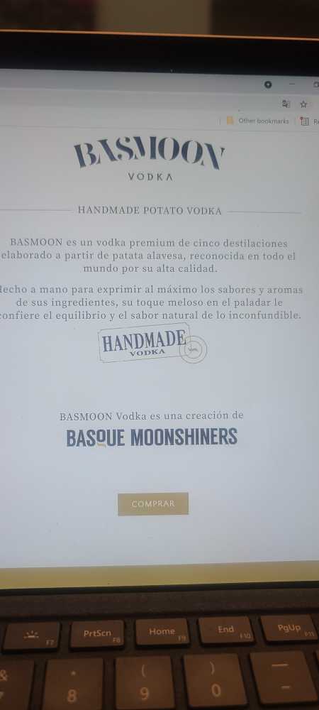 BASMOON - Basque Moonshiners alcohol collectible [Barcode 8437015137018] - Main Image 2