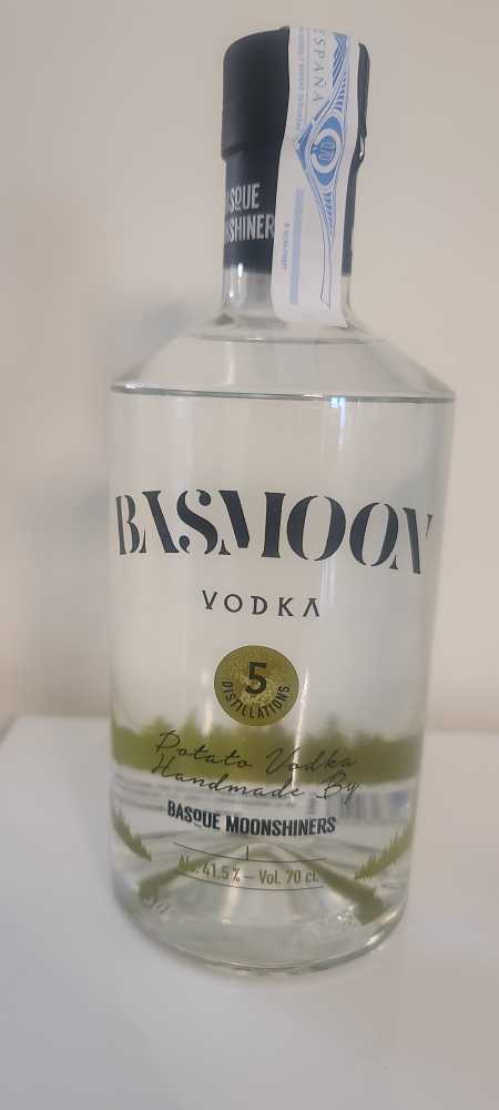 BASMOON - Basque Moonshiners alcohol collectible [Barcode 8437015137018] - Main Image 3