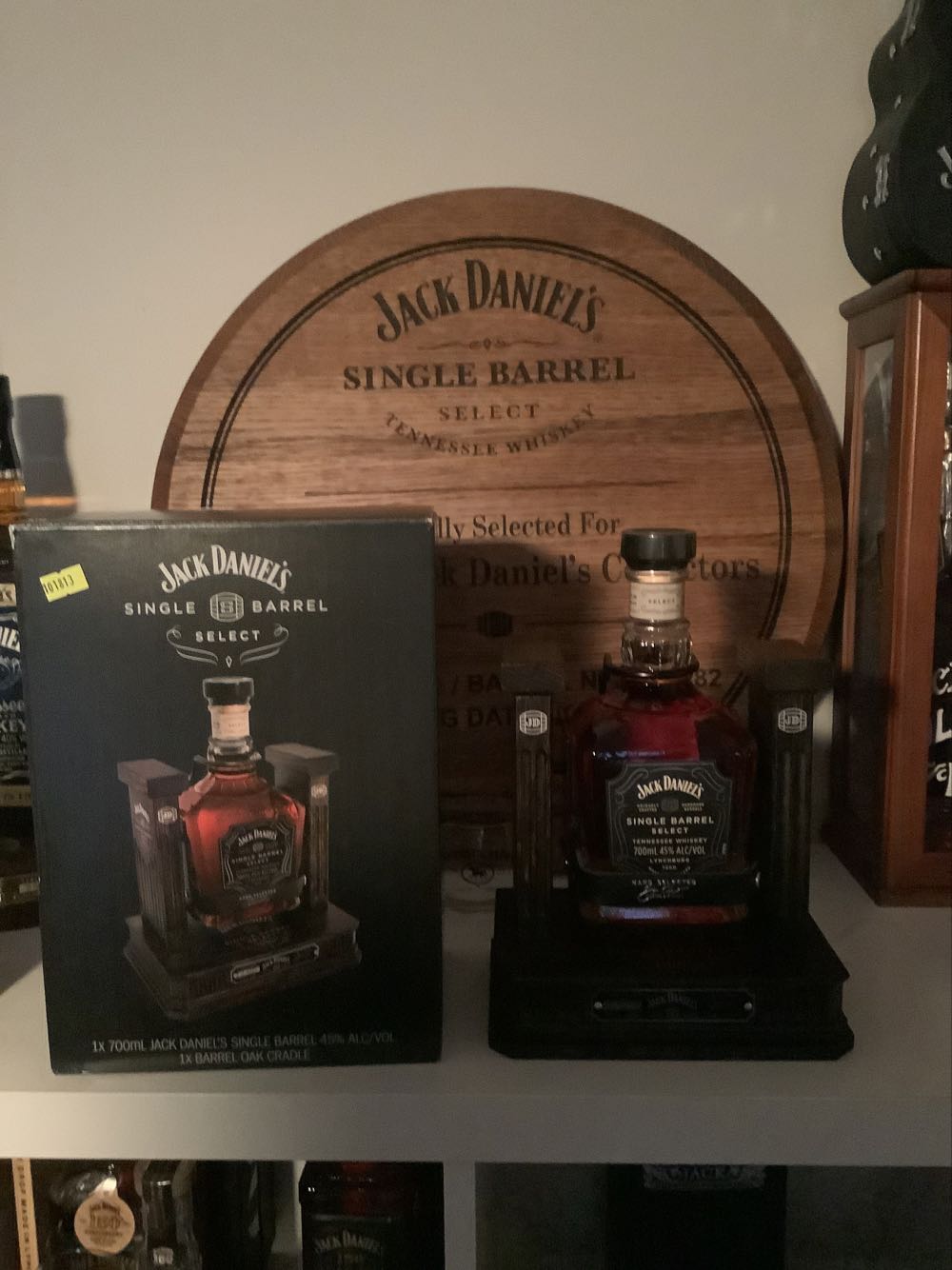 Gentelmen G #8 - Jack Daniel Distillery (700 mL) alcohol collectible - Main Image 2