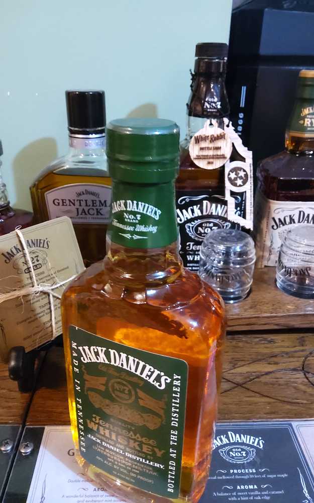 Green Label 375 ML Oval 1999 - Jack Daniels’ Distillery (375 mL) alcohol collectible - Main Image 3