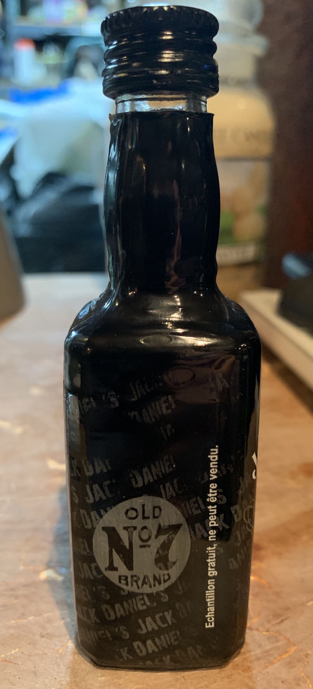 Mini Wrap Black 2005 - Jack Daniel Distillery (50 mL) alcohol collectible - Main Image 2