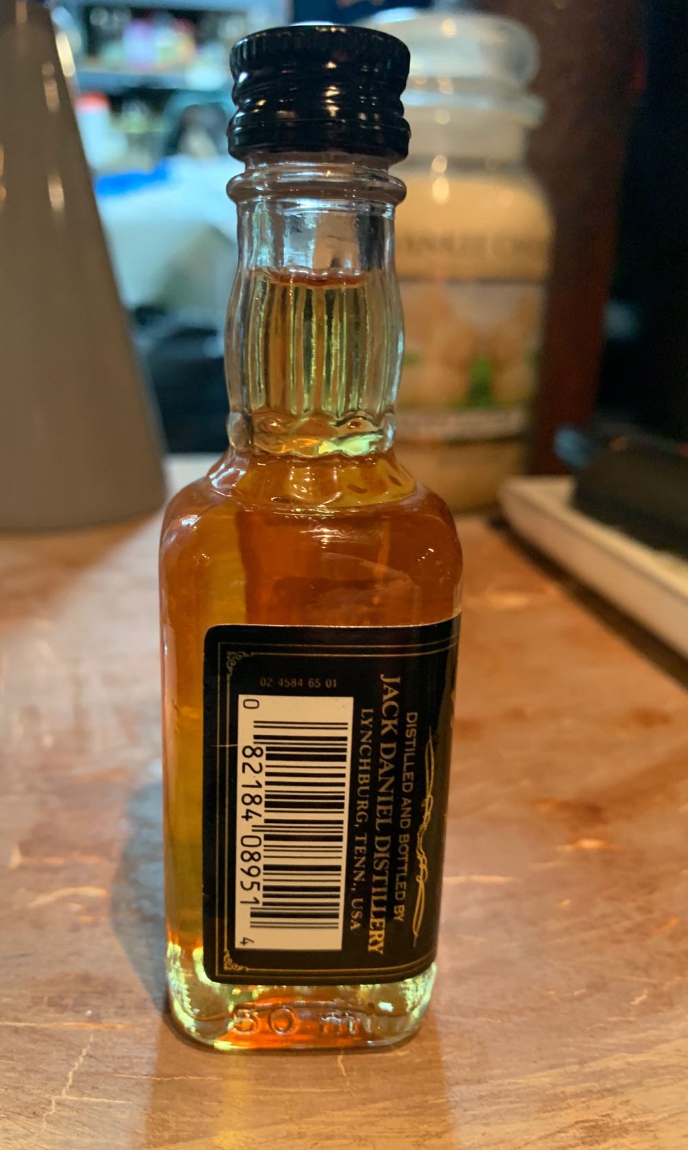 Mini  Master Distiller 1997 - Jack Daniel Distillery (50 mL) alcohol collectible - Main Image 2