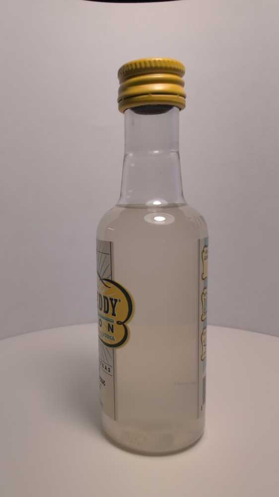 Deep Eddy Lemon - Deep Eddy Distilling Co. (50 mL) alcohol collectible [Barcode 856065002400] - Main Image 4