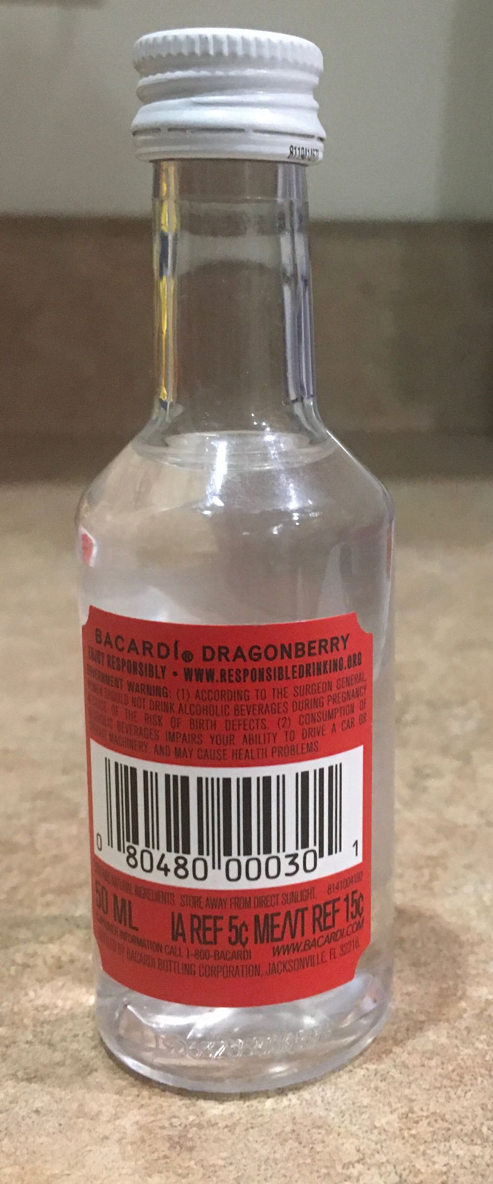 Bacardi Dragonberry (Version 2) - Bacardi Bottling Corporation (50 mL) alcohol collectible [Barcode 080480000301] - Main Image 2