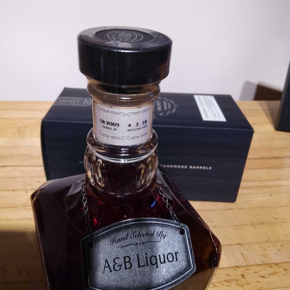 SIngle Barrel Select Kim Frist Bottle MI Squire 4-3-18  (750 mL) alcohol collectible - Main Image 4