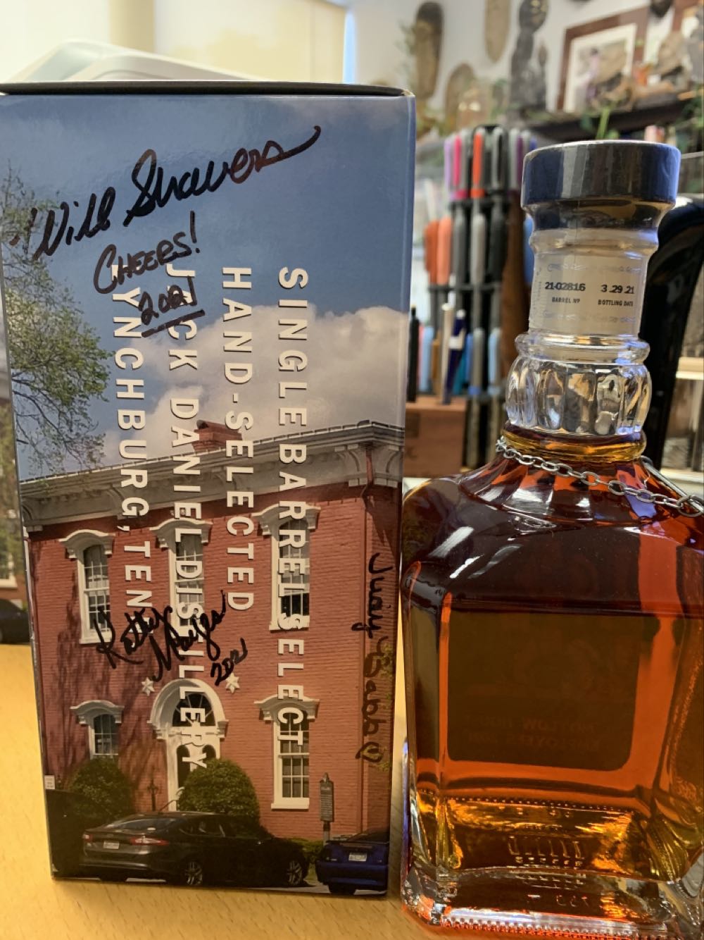 US Collectors Motlow House Charity - Jack Daniel Distillery (750 mL) alcohol collectible - Main Image 3