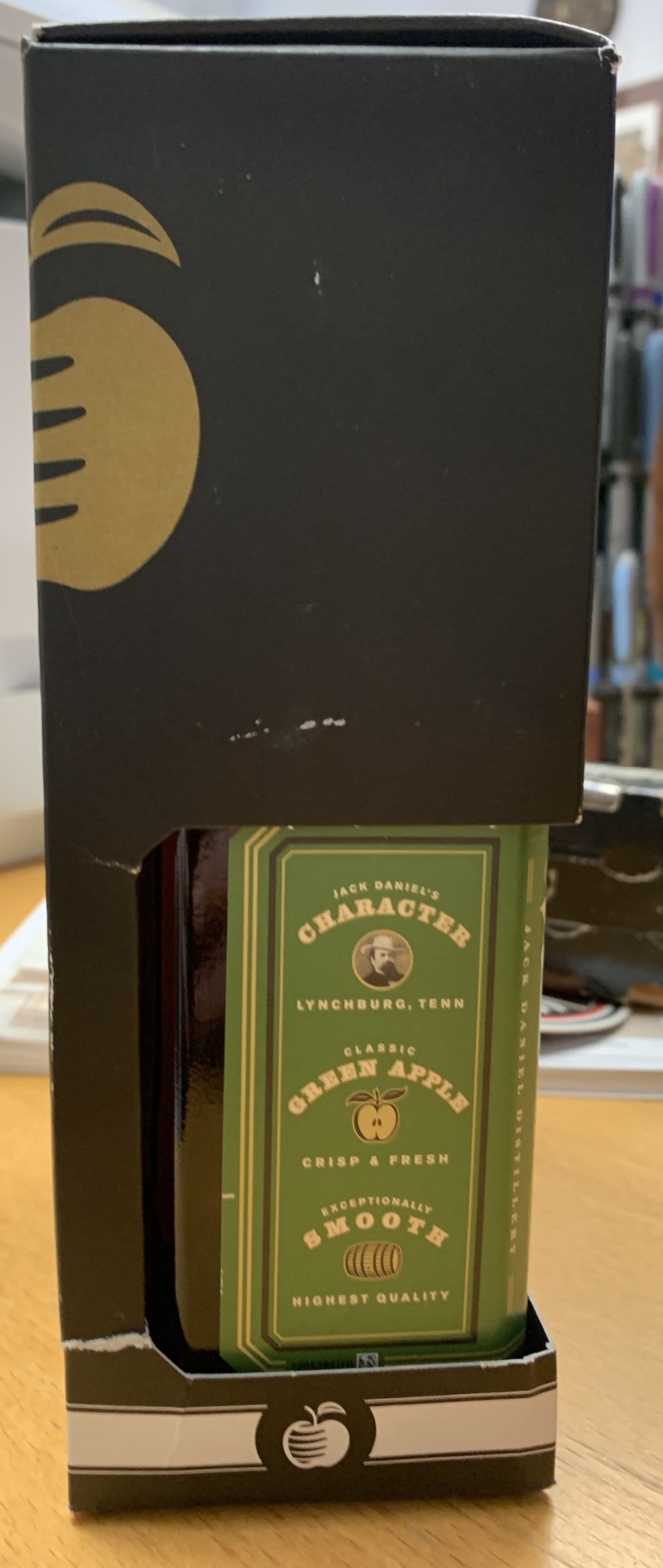 Set Green Apple Poland 2021 - Jack Daniel Distillery (350 mL) alcohol collectible - Main Image 3