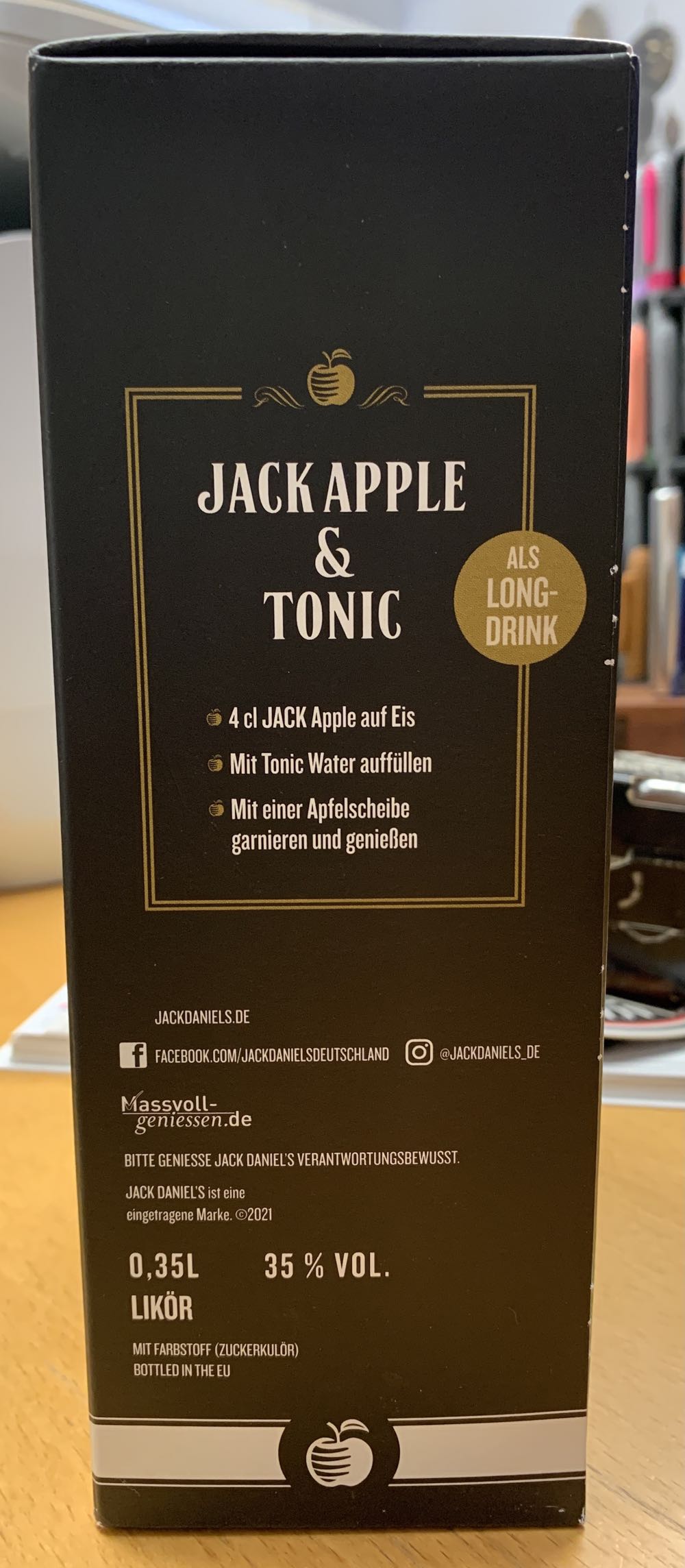 Set Green Apple Poland 2021 - Jack Daniel Distillery (350 mL) alcohol collectible - Main Image 4