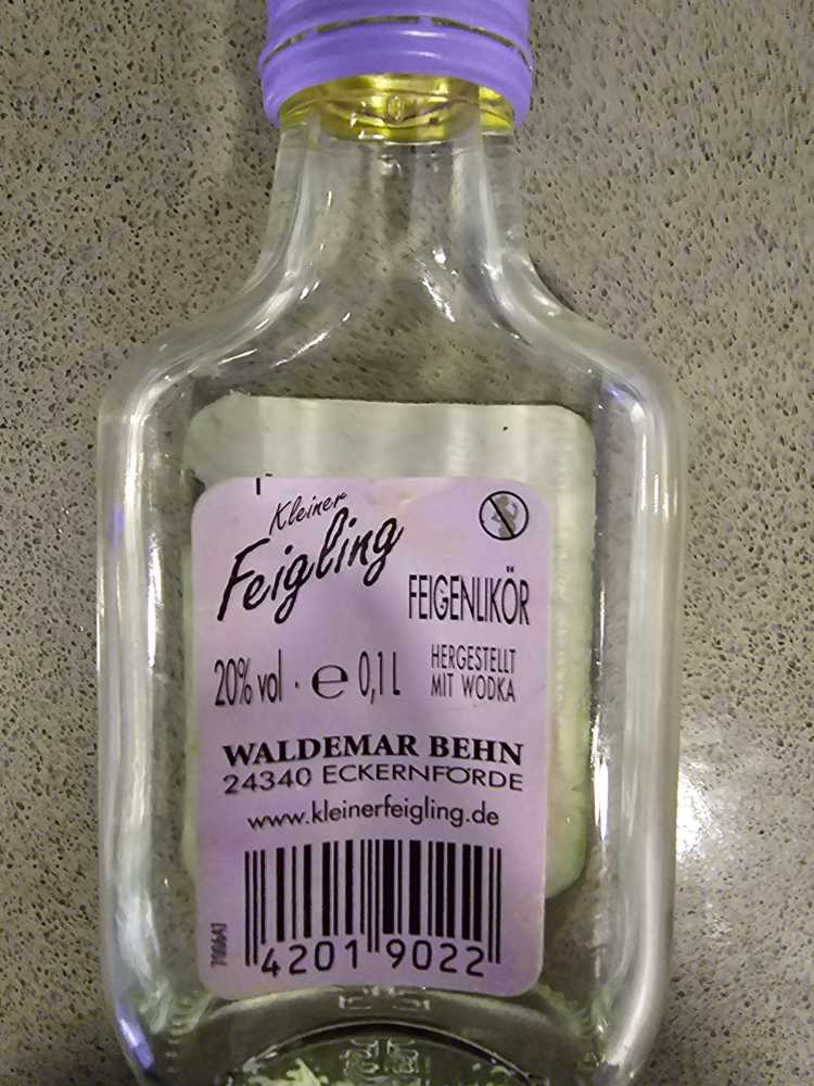 Kleiner Feigling - Kleiner (100 mL) alcohol collectible - Main Image 2