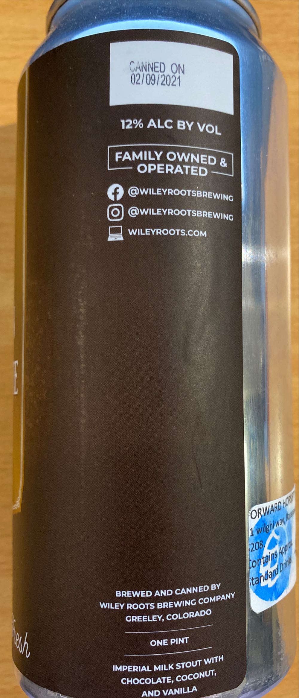 Wiley Roots Brewing Company German Chocolate Cupcake - Wiley Roots Brewing Co (500 mL) alcohol collectible [Barcode 787790359197] - Main Image 2