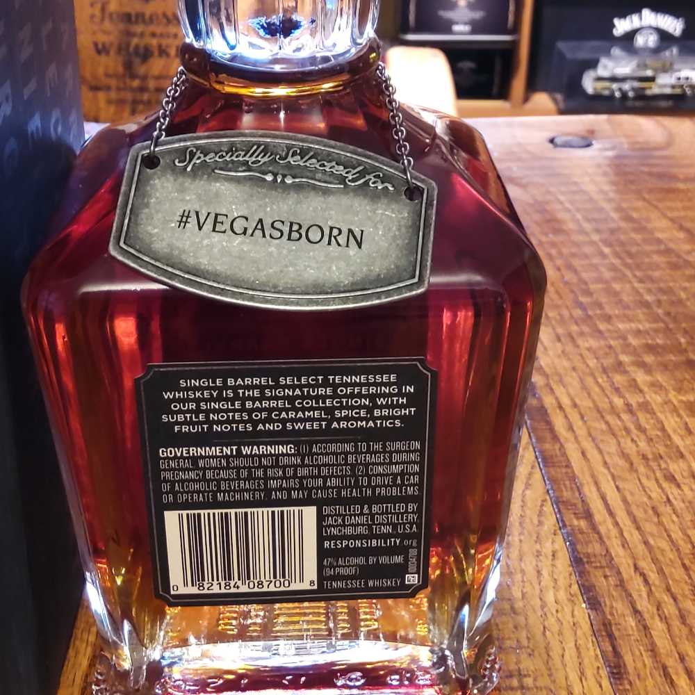 Single Barrel Select #VEGASBORN 11-21-18 - Jack Daniel‘s Distillery (750 mL) alcohol collectible - Main Image 2