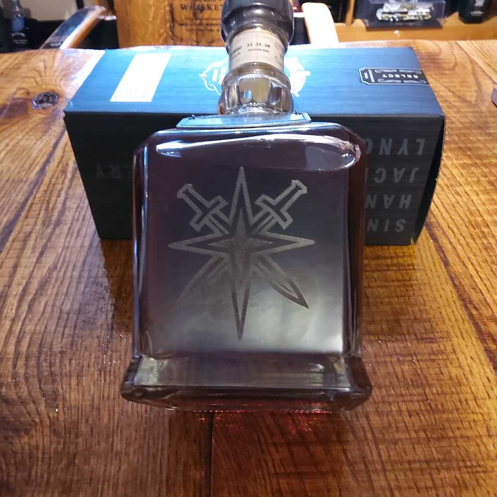 Single Barrel Select #VEGASBORN 11-21-18 - Jack Daniel‘s Distillery (750 mL) alcohol collectible - Main Image 4