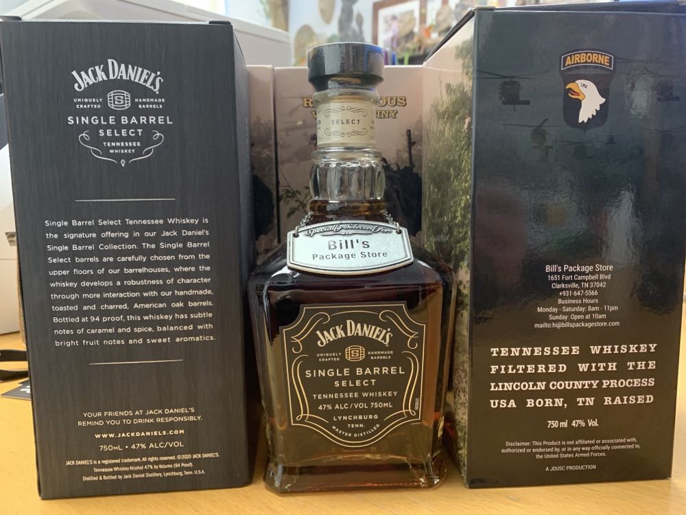 Buckeye State Squires - Jack Daniel’s Distillery, Lynchburg, TN (750 mL) alcohol collectible [Barcode 082184004289] - Main Image 2