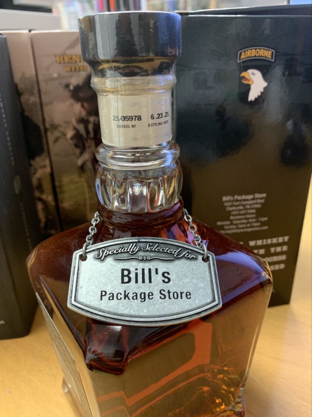 Buckeye State Squires - Jack Daniel’s Distillery, Lynchburg, TN (750 mL) alcohol collectible [Barcode 082184004289] - Main Image 4