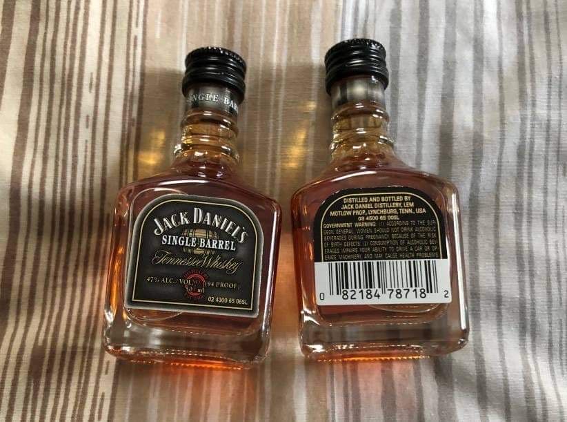 MIRROR: Jack Daniels Mirror