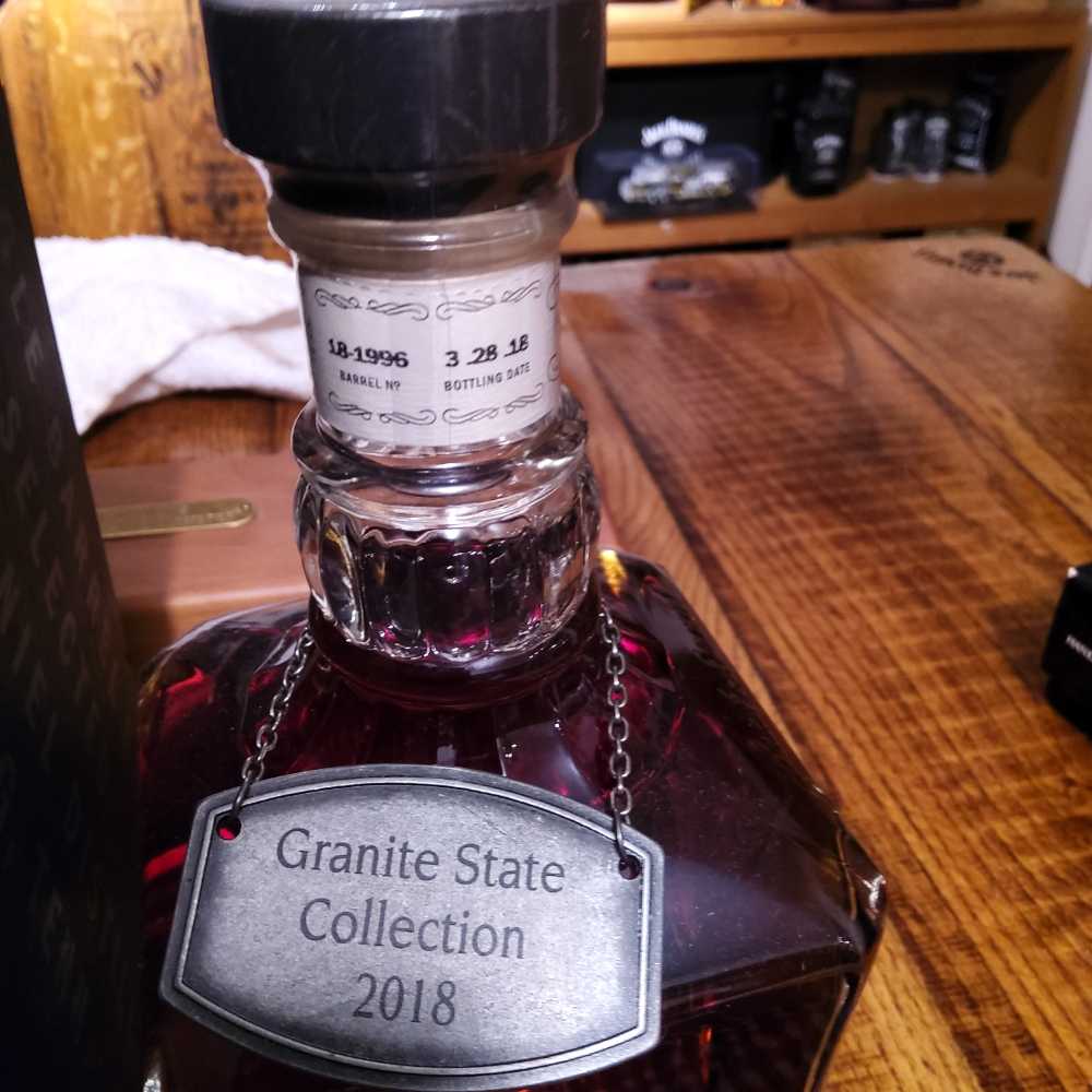 Single Barrel Select Granite State Collection 2018 3-28-18 - Jack Daniels’ Distillery (750 mL) alcohol collectible - Main Image 3