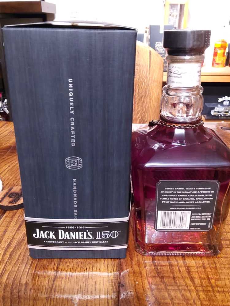 Single Barrel Select Singapore Airport 150th Ann. 3-3-16 - Jack Daniel‘s Distillery (750 mL) alcohol collectible - Main Image 2