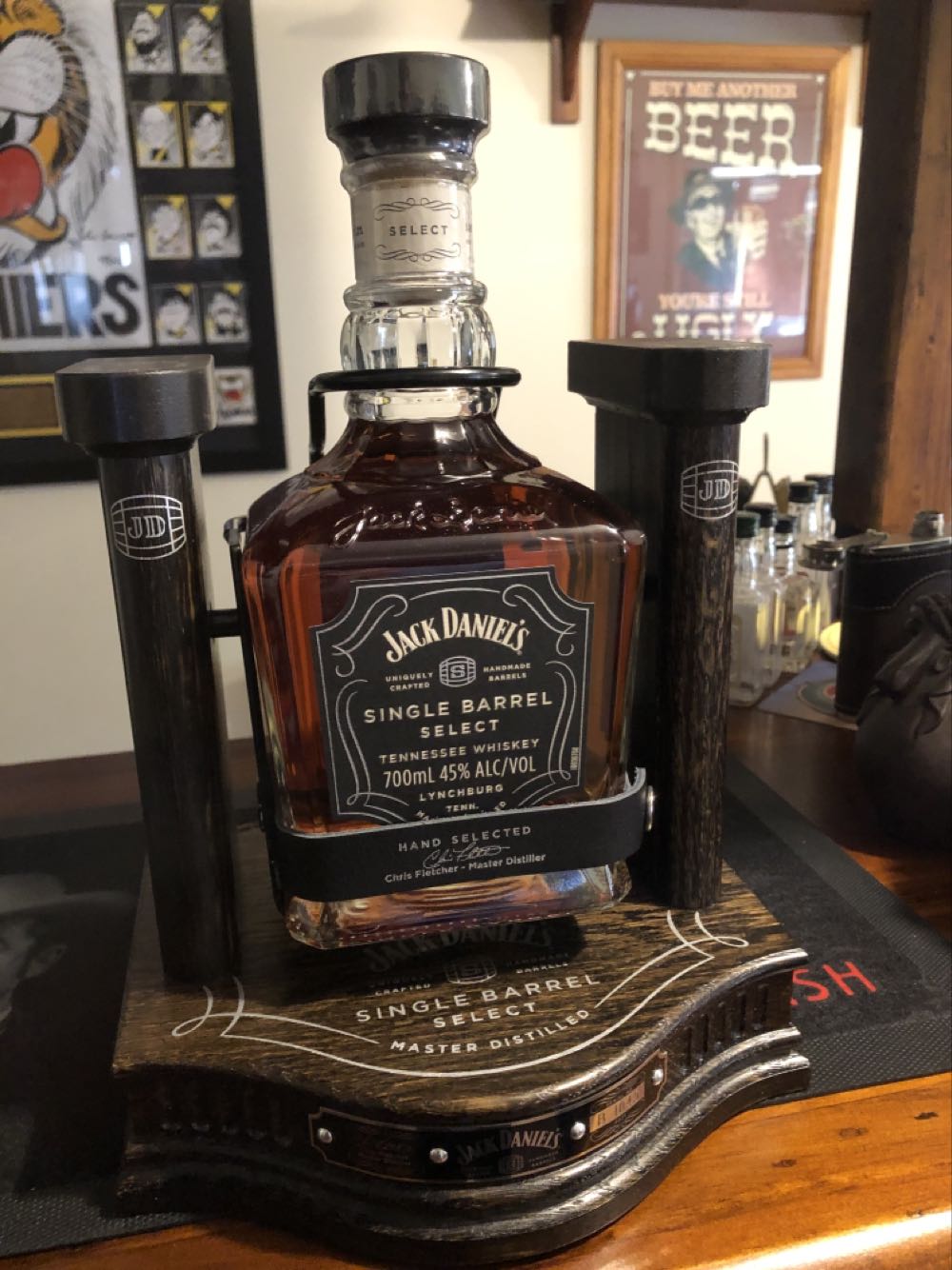 Jack Daniels Single Select With Barrel - Jack Daniels Distillery (700 mL) alcohol collectible [Barcode 9310733102416] - Main Image 3